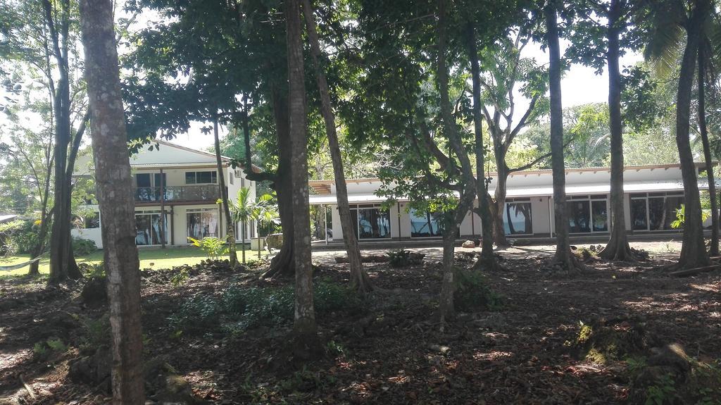 Cahuita Inn Экстерьер фото