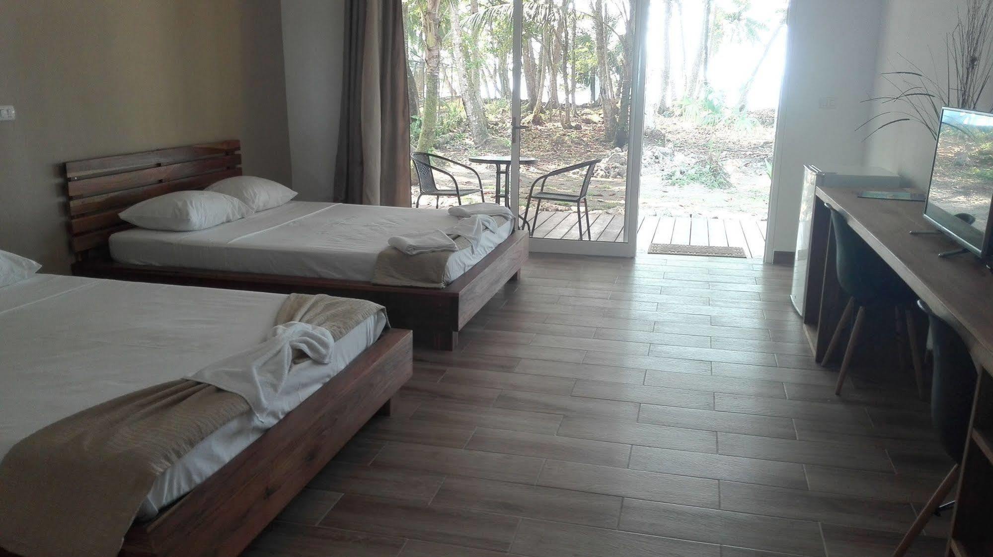 Cahuita Inn Экстерьер фото
