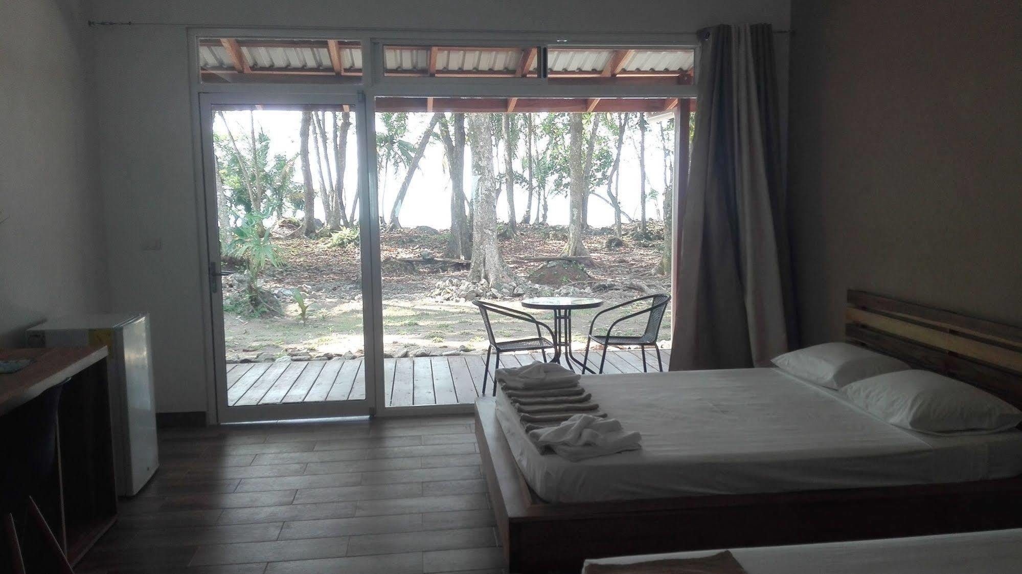 Cahuita Inn Экстерьер фото